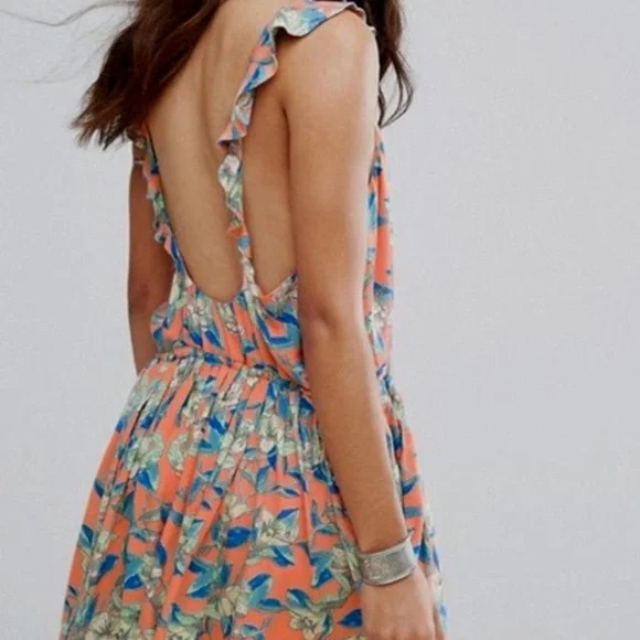 Free People floral patterned sundress size medium❤️❤️ - Picture 6 of 16